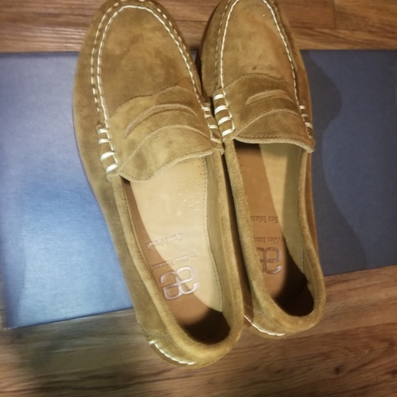 Allen Edmonds Sea Island Suede Loafer